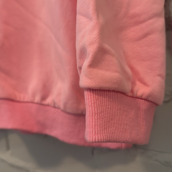 Lola + the Boys Teddy Bear Crewneck Sweatshirt
Size 8-9
Bubblegum Pink - Picture 4 of 5